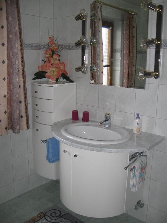 Gaestehaus Renate Biberwier Bilik gambar